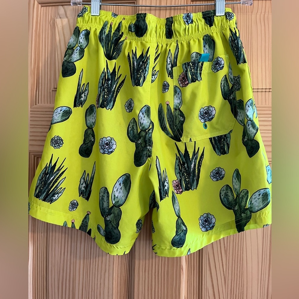 Men’s George Cactus Shorts Size Small - Picture 2 of 4